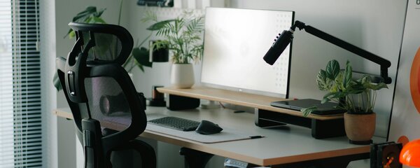 Správná ergonomická židle vám usnadní práci nejen na home office