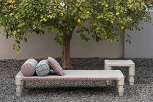 Gan designové zahradní polštáře Garden Layers Big Cushion Terracotta Almond Peach