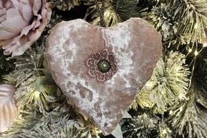 Růžové závěsné sametové srdce s brož 16cm