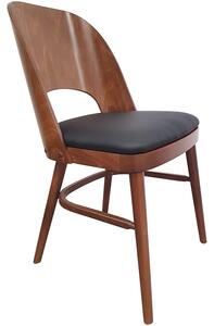 Comico Hnědá buková jídelní židle Jordan s černým koženkovým sedákem