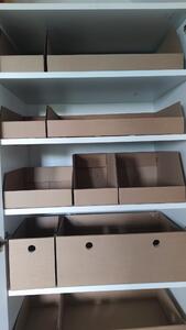 Úložné boxy na oblečení, organizéry do skříně EKO KARTON 55x40x21 - zkosený