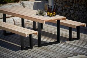 Jan Kurtz designové zahradní stoly Guard Table