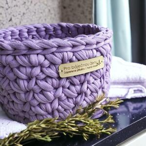 Kruhový háčkovaný košíček Pro báječnou ženu / studené barvy Název: Saffron