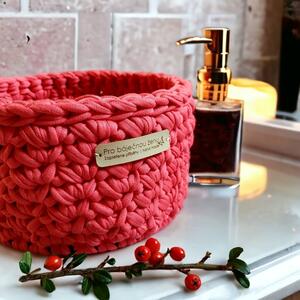Kruhový háčkovaný košík Pro báječnou ženu / teplé barvy Název: Coral Beauty