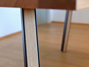 Jídelní stůl Puštík velikost stolu (D x Š): 140 x 80 (cm), Typ a sukovitost dřeva: Dub sukovitý/rustikální (0 Kč), Barva kovových nohou: Černá mat - RAL 9005 (0 Kč)