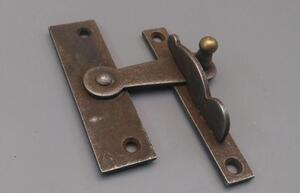 OKENNÍ ZARÁŽKA 82x64x22 mm