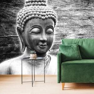 Samolepící tapeta černobílá socha Buddhy na dřevěném pozadí - 375x250 cm