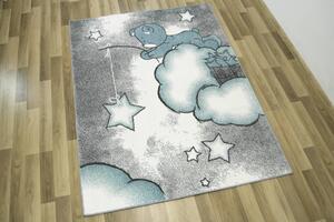 Makro Abra Dětský kusový koberec Lima 1295A Medvídek Mráčky Nebe krémový modrý Rozměr: 120x170 cm