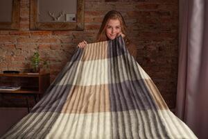 Top textil Deka Mikroflanel vlnkovaná fialová/béžová 150x200 cm