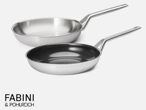 Fabini Sada pánví FABINI & Pohlreich 2.0, ø 26 cm, 2 díly - Nerezová beznýtová pánev z vícevrstvé nerezové oceli + nepřilnavá nerezová beznýtová pánev s keramickým povrchem z vícevrstvé nerezové oceli