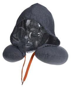 Proworld Cestovní polštářek s kapucí 32 x 30 cm