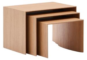 Set tří dubových odkládacích stolků Kave Home Litto
