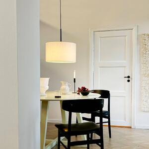 Dyberg Larsen závěsné světlo Calix, výška 50 cm, přírodní bílá, stmívatelný, Bílá / opál, Obývací pokoj / jídelna, Textil / tkanina / hedvábí, Design