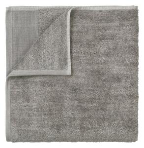 Šedý bavlněný ručník Blomus, 100 x 50 cm