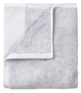 Sada 4 světle šedých ručníků Blomus. 30 x 30 cm