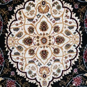 Kvalitní vintage koberec v černé barvě