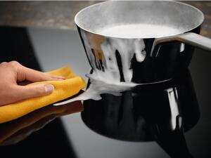 Electrolux LIL61424C Černá Vestavěné 60 cm Indukční varná deska se zónami 4 zóna/zón