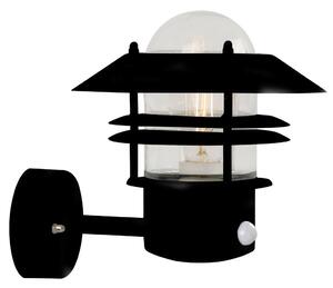 Nordlux 25031003 Blokhus Up Sensor, venkovní nástěnné svítidlo v severském designu se senzorem, 1xE27 max 60W, černá, výška 23cm, IP54