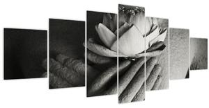 Obraz - Lotos v rukou Buddhy (210x100 cm)
