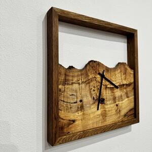 Dřevěné nástěnné hodiny Kamala