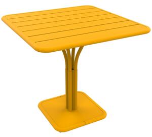 Žlutý kovový stůl Fermob Luxembourg Pedestal 80 x 80 cm