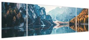 Obraz - Lodě na jezeře Braies (170x50 cm)