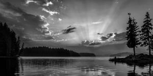 Obraz odraz horského jezera v černobílém provedení - 100x50 cm