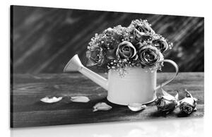 Obraz růže v konve v černobílém provedení - 90x60 cm