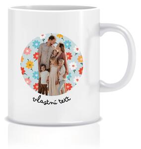 Personalizovaný klasický bílý keramický hrníček 300 ml s výřezem fotky na podkladu