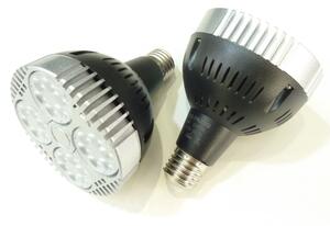 T-LED LED žárovka PAR30 35W E27 230V Barva světla: Denní bílá 032602