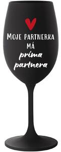 MOJE PARTNERKA MÁ PRÍMA PARTNERA - černá sklenice na víno 350 ml