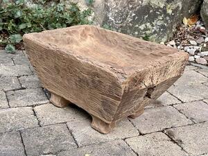 Ručně vyřezávaná teaková mísa z Indonésie 47 × 32 cm