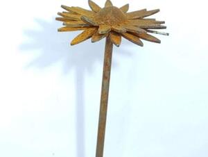 Zahradní kovový zápich corten 3D Sedmikráska 40 cm