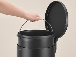 SONGMICS Kulatý odpadkový koš Jelis 30 L černý