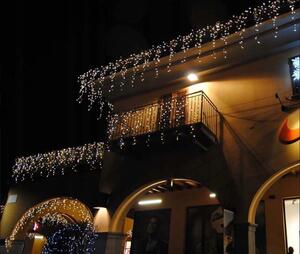 Vánoční osvětlení - 300 LED, 60 rampouchů, teplá bílá - 230V - 22,65m