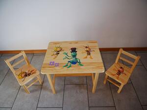Dětský dřevěný stůl se židlemi s potiskem - Včelka Mája - 60X50 CM