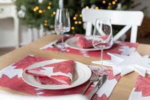 Lenbutik Lněné prostírání 48x32 cm Vánoční hvězda/ Poinsettia