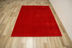Metrážový koberec Jubilee Twist 15 červený