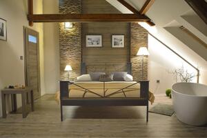 IRON-ART VALENCIA kanape - industriální, loftová, designová, kovová postel ATYP