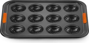 Le Creuset 46021000010000 Forma na muffiny na 12 ks Velikonoční vajíčka s nepřilnavým povrchem