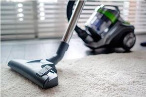 Podlahový bezsáčkový vysavač TEESA VACUUM GREEN TSA5015, zelený
