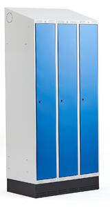 AJ Produkty Šatní skříňka CLASSIC, šikmá střecha, se soklem, 3 sekce, 2050x900x550 mm, modré dveře