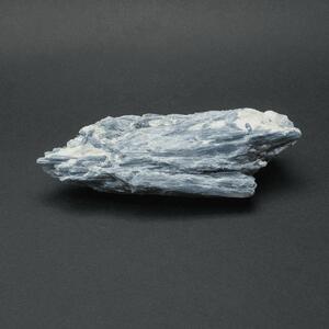Kyanit (Disten) - surový kámen cca 4 cm
