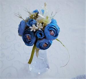 Aranžmá smuteční - květináč "loďka" (ranunculus) na hrob v modré-pr. 30cm
