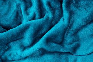 Deka z kolekce SLEEP WEEL. Přijemná deka z mikroflanelu v petrolejové barvě. Rozměr deky je 150x200 cm