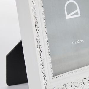 Bílý lakovaný fotorámeček Kave Home Zuley 17 x 22 cm