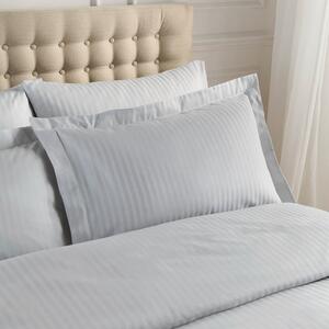 Damaškové povlaky na polštáře v sadě 2 ks 50x75 cm Satin Stripe – Catherine Lansfield
