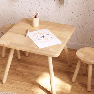 Dřevěný dětský stůl Kave Home Dilcia 55 x 55 cm