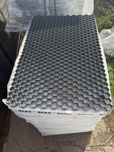 BERA Gravel Fix PRO štěrková rohož, šedá – paleta 80 ks / 71 m²