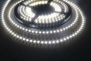 LED Solution Stranový LED pásek 7,2W/m 12V bez krytí IP20 Barva světla: Teplá bílá 078101